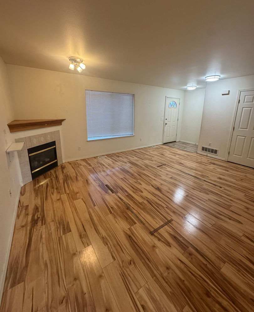 5222 Leslie Street - NN50/APM50