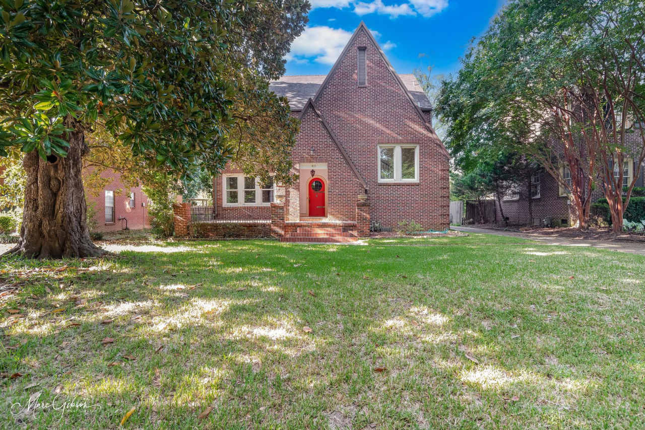 Beautiful 3 Bed 3 Bath