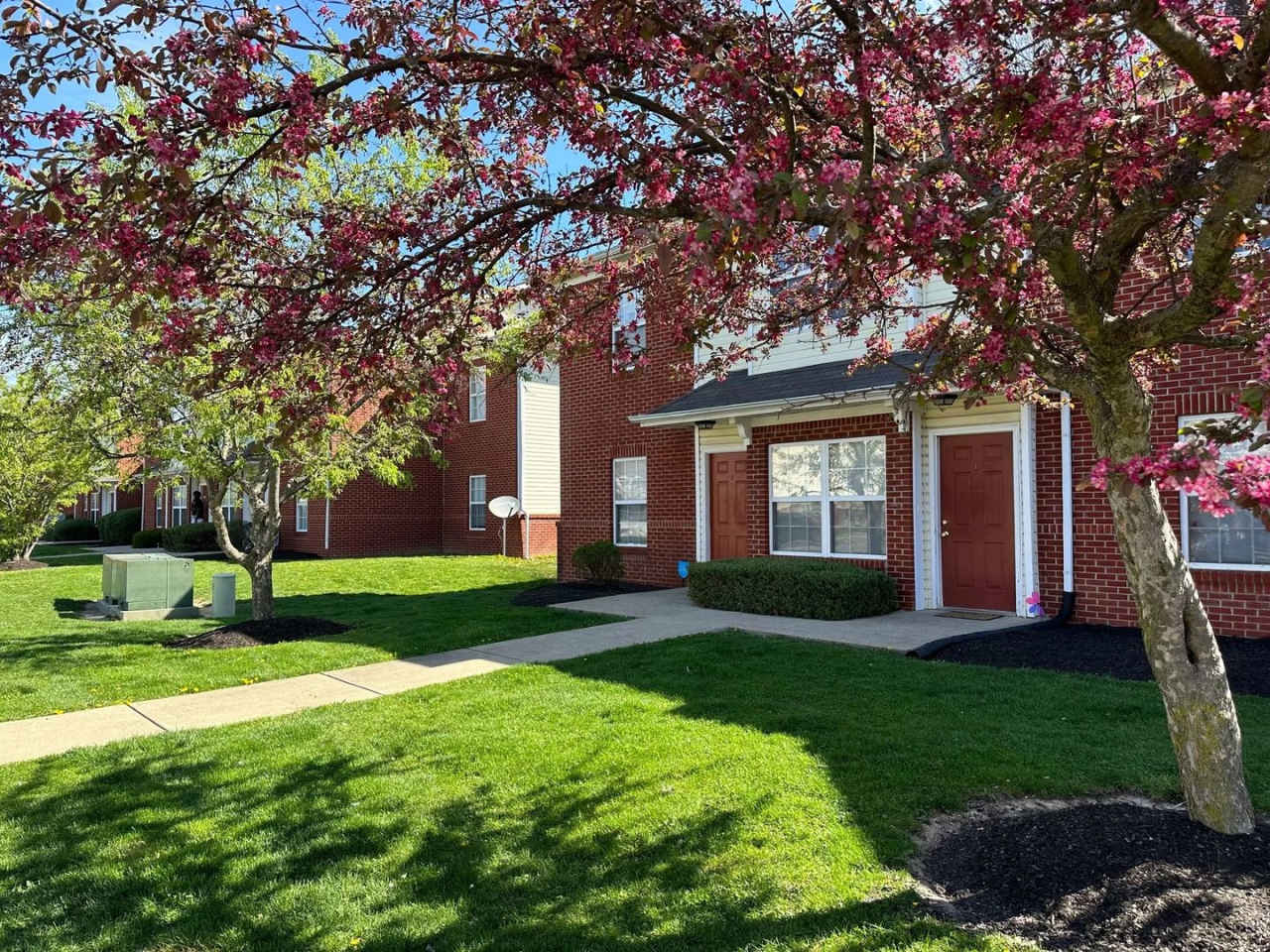 Minutes to Amtrak********** Rent $1725/month*********Southport Accessible