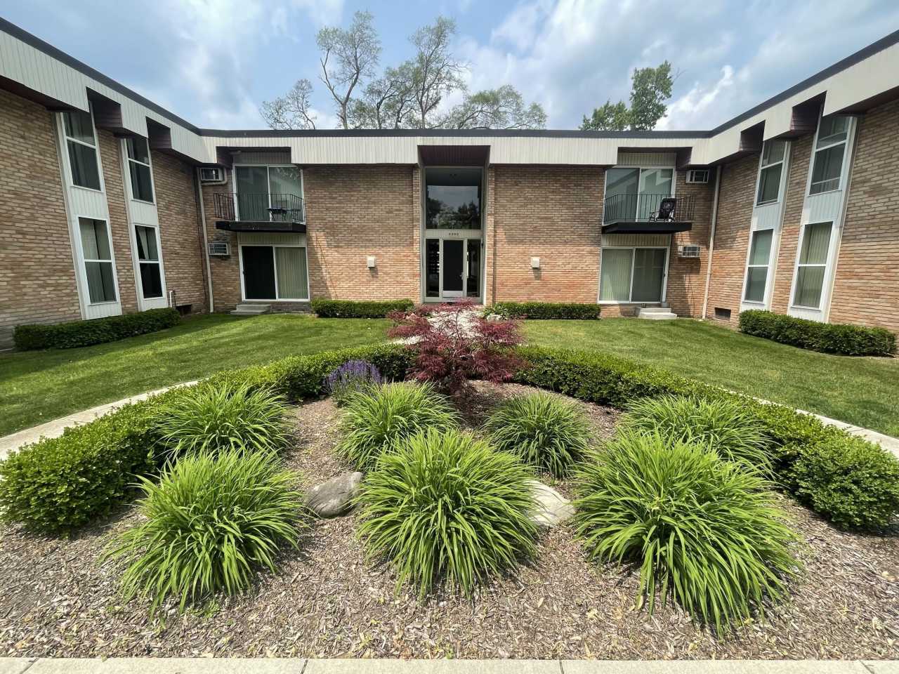 4200 Rochester Road unit: 206