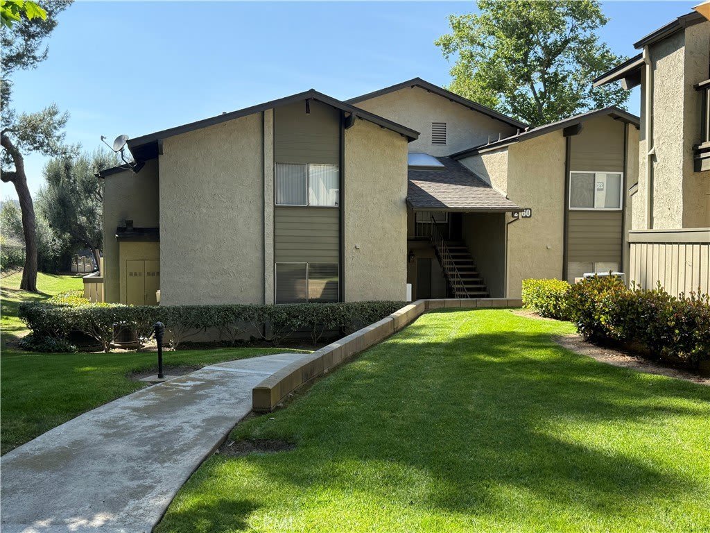 2360 S Diamond Bar Boulevard