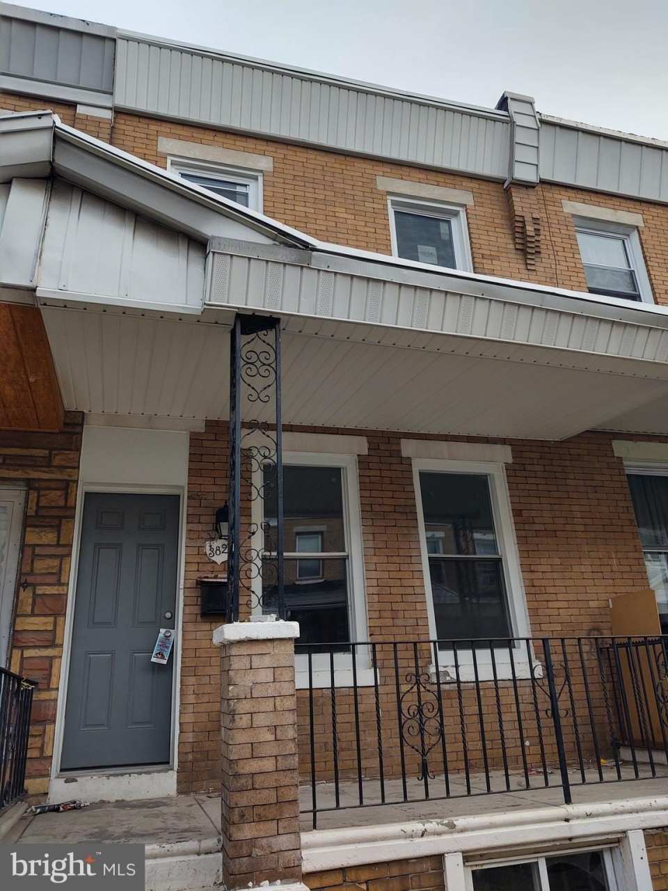 3827 N FAIRHILL STREET