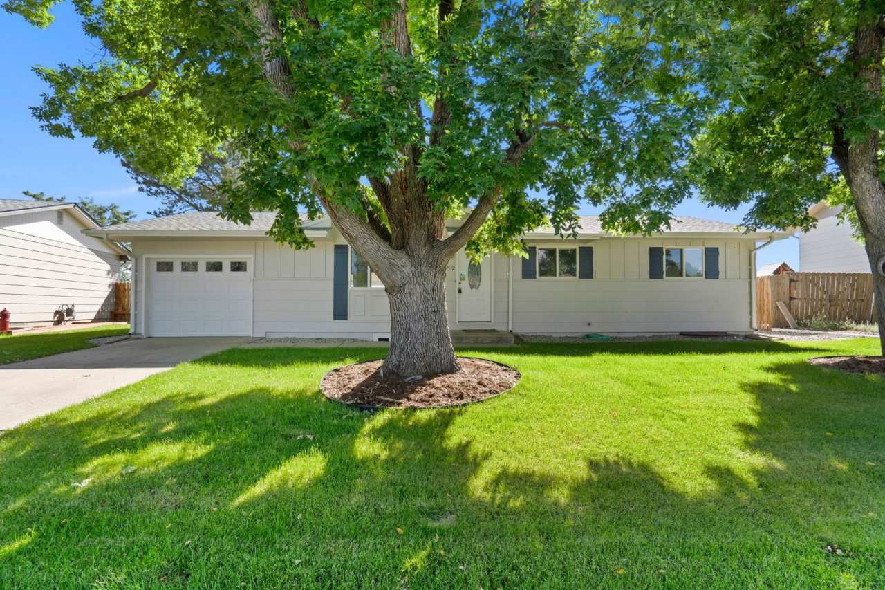 5 Bedrooms, 2 Bathrooms, and a Huge Yard!