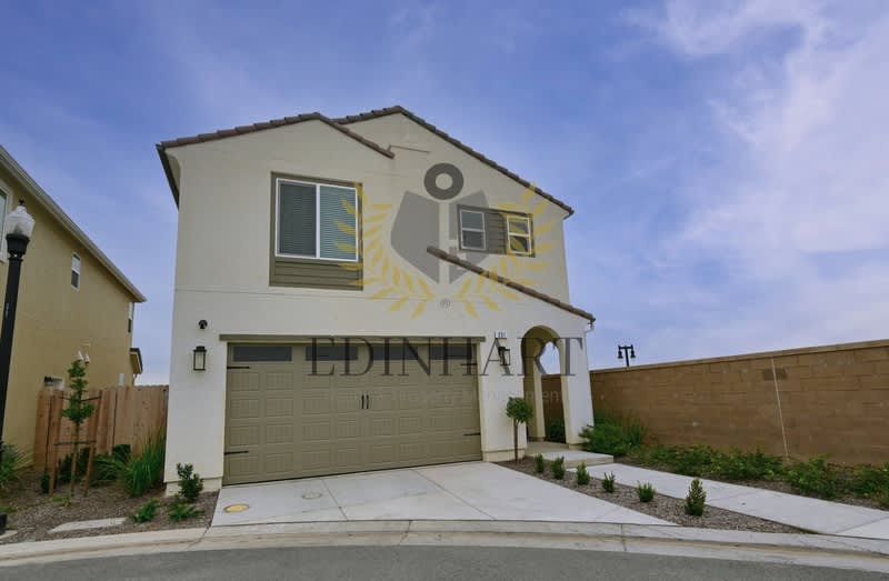 231 Nabors Drive South