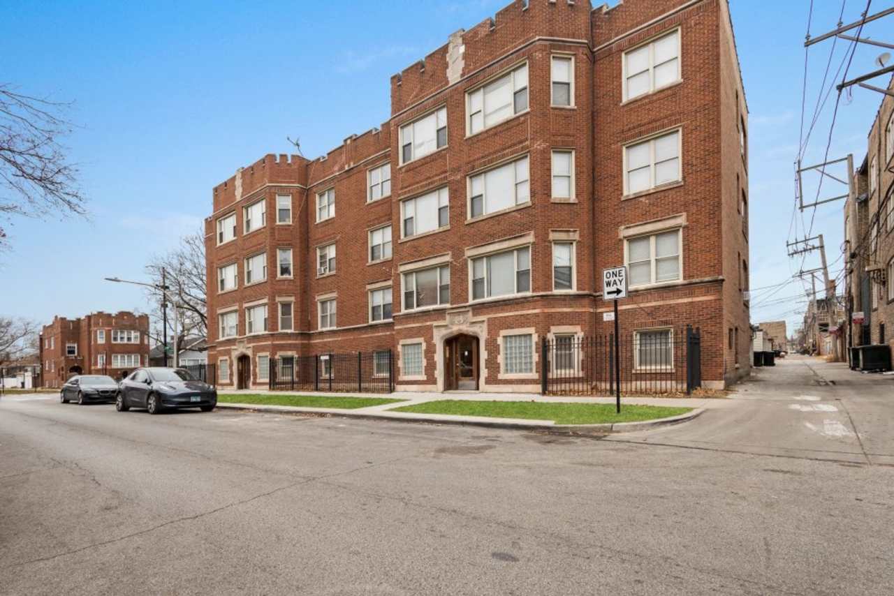 7655 South Yates Blvd