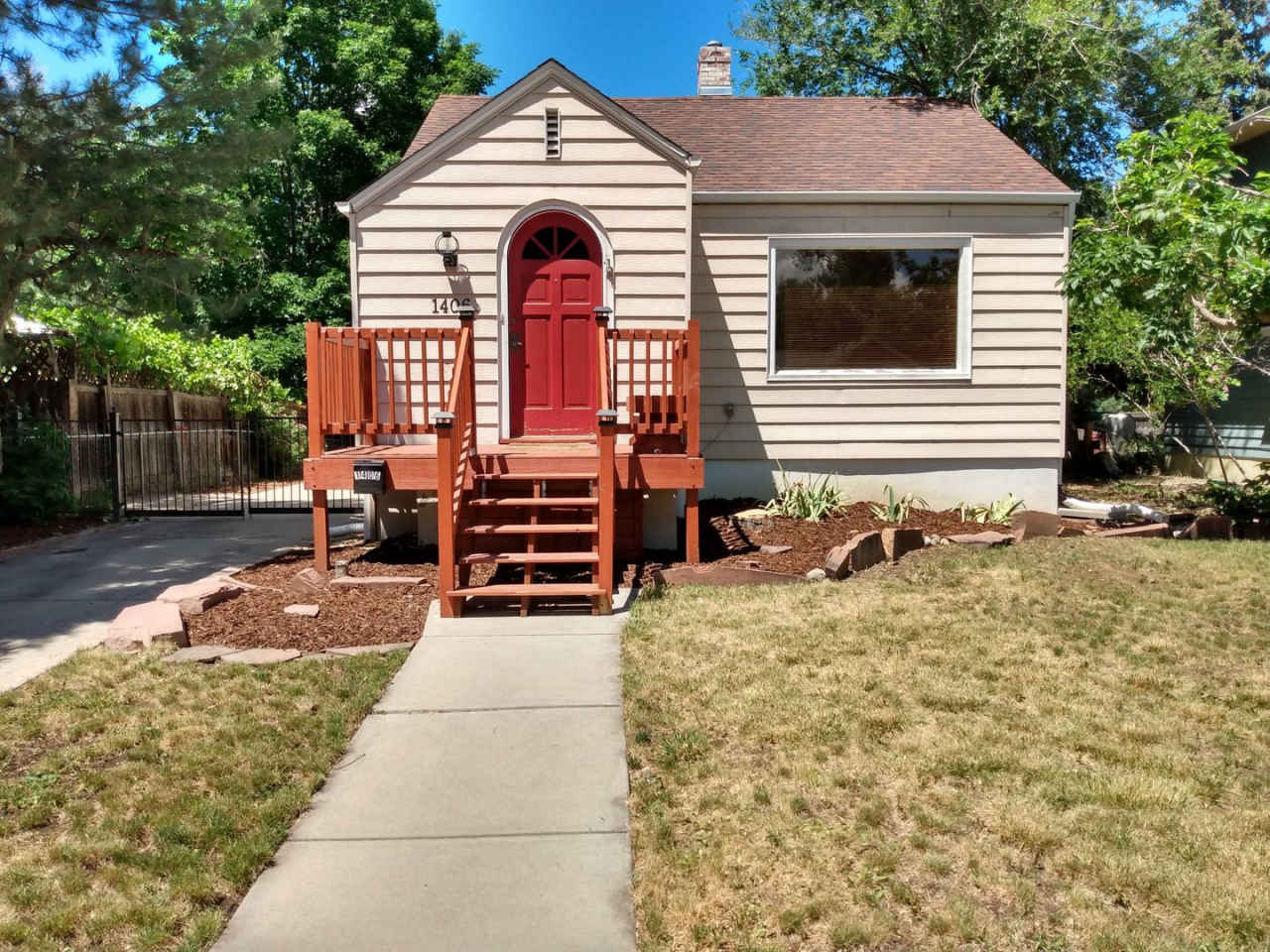 SUPER CUTE 3 BED/2 BATH BUNGALOW IN OLD TOWN LONGMONT