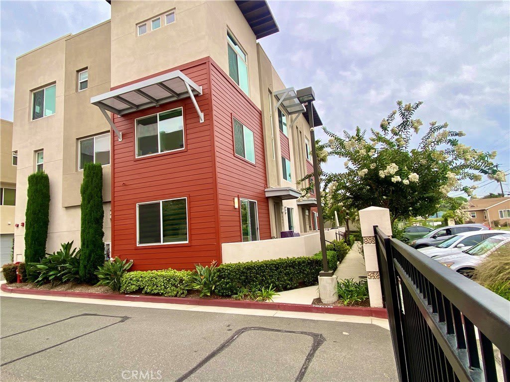 3004 Sage Place