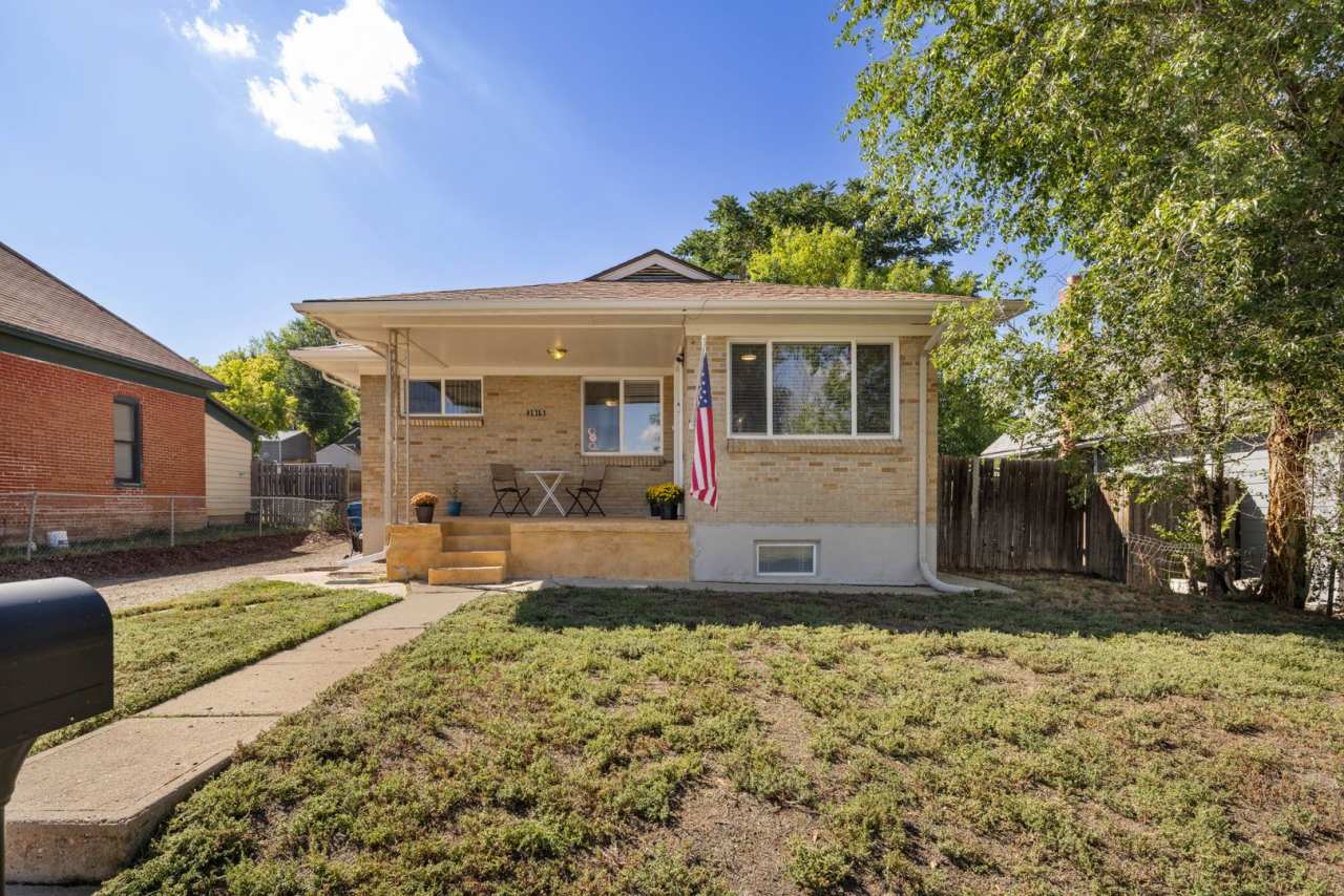 Spacious 2bd/2ba Home in Denver, CO! (PLUS 2 additional non-conforming rooms  office)