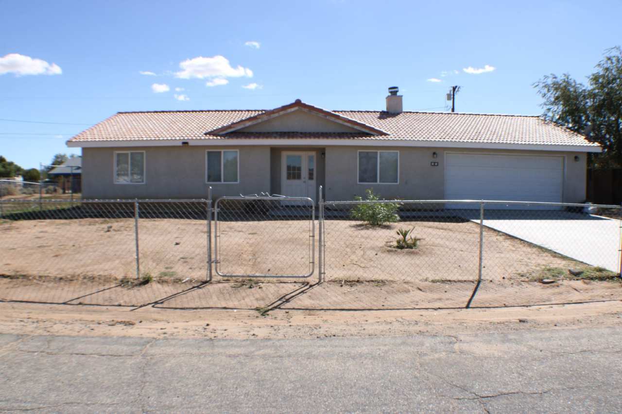 Move-In Ready 4BR/2BA with New Flooring, Fireplace  Spacious Kitchen