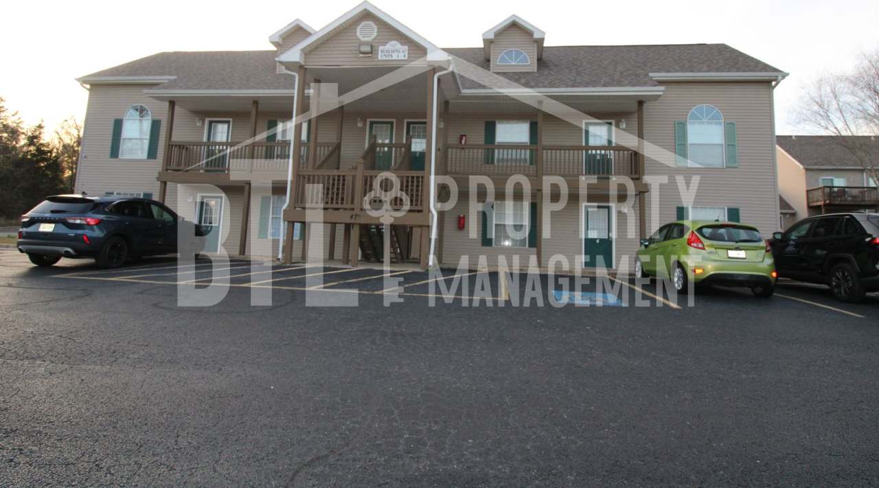 Price Reduced! Charming Fully Furnished Condo with Prime Lake Access