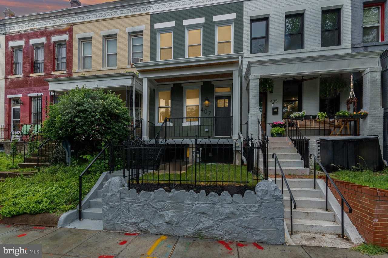 407 16TH Street SE unit: 407