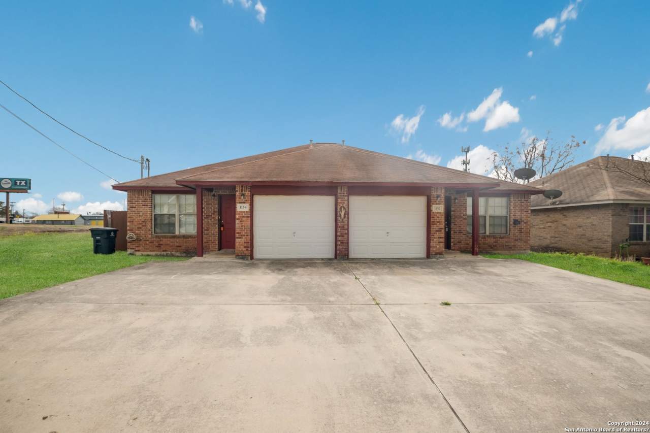 1152 Misty Acres Drive