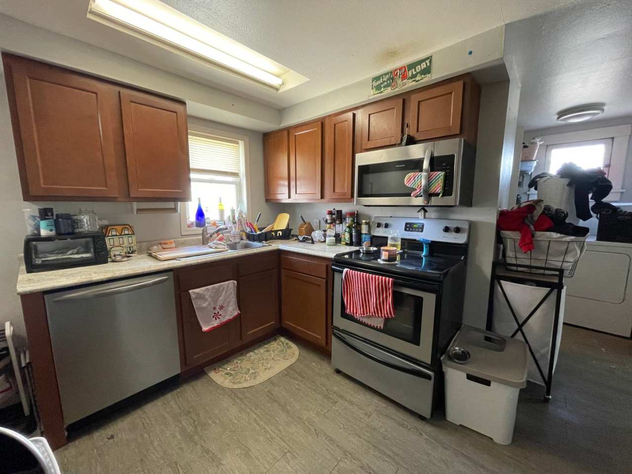 Upper 2 Bedroom Unit of Duplex
