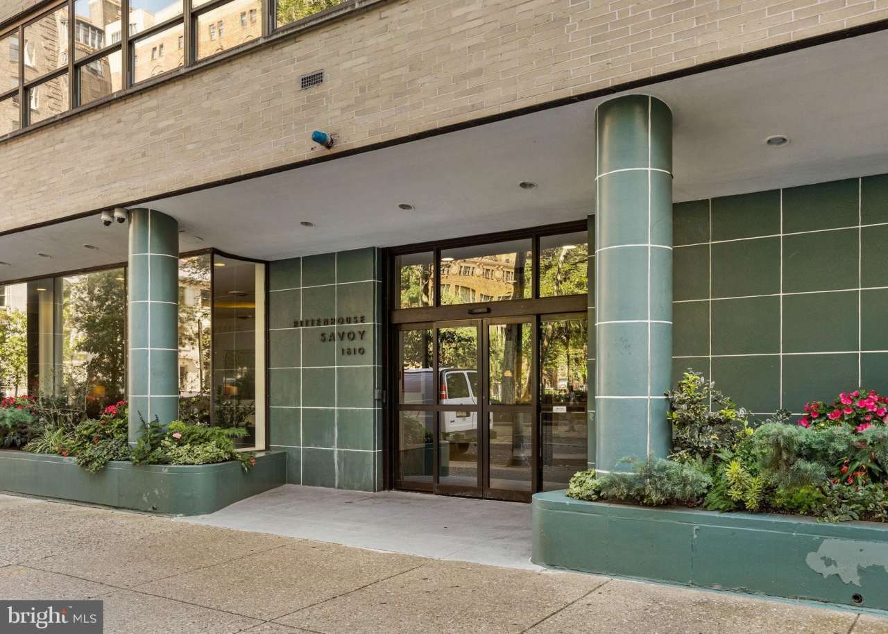 1810 RITTENHOUSE Square unit: 203