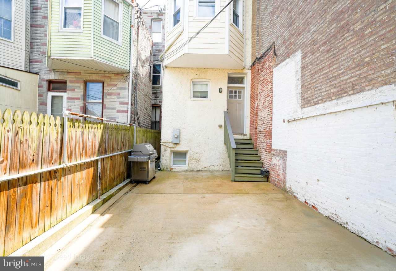 2730 E BALTIMORE Street E