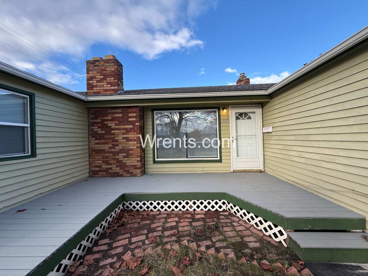 3 Bedrooms | 1 Bathroom | Rancher with Large Detached Shop