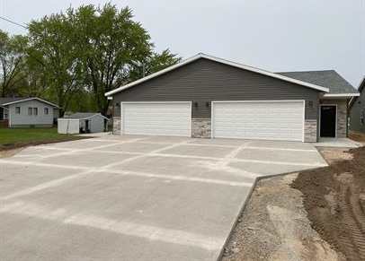 3136 Rosalie Parkway