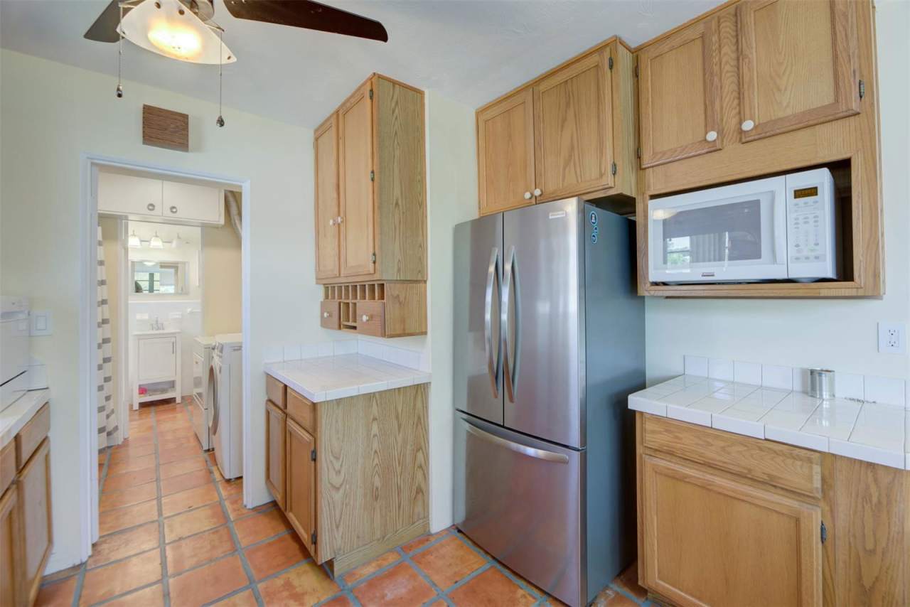 805 Northeast 40th Street