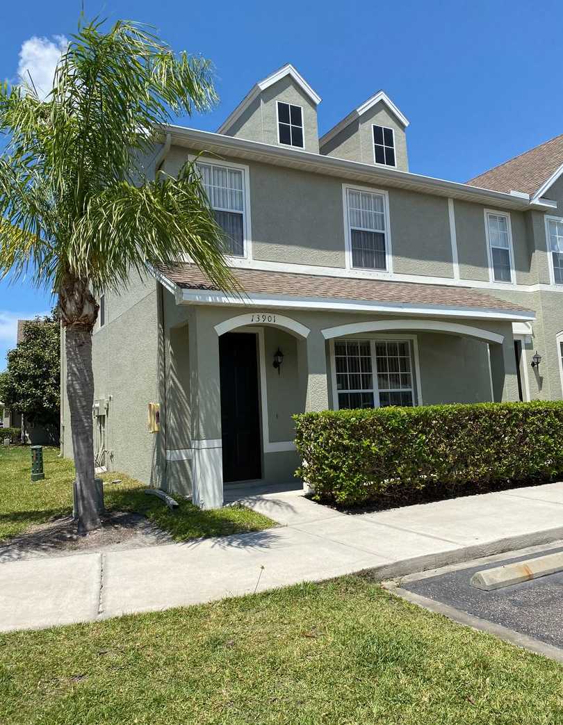 3 bedroom townhouse in Largo - Seminole Palms Community