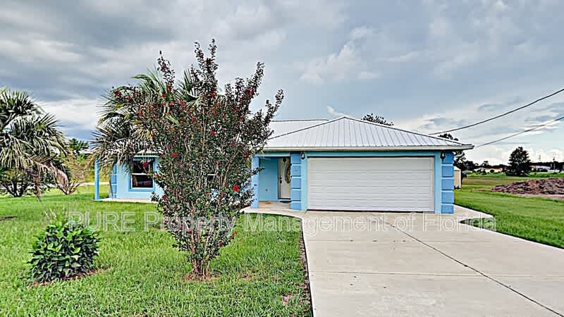 2 Poplar Ct