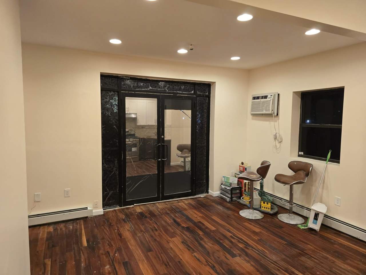 691 Eldert Lane Lane