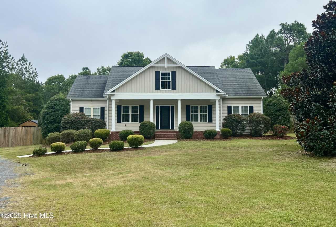 2239 E Indiana Avenue