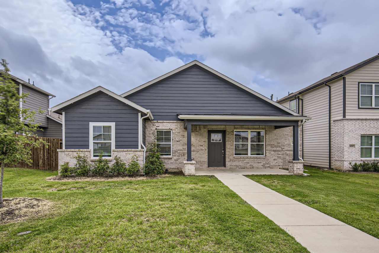 The Residences at Hudson Hollow