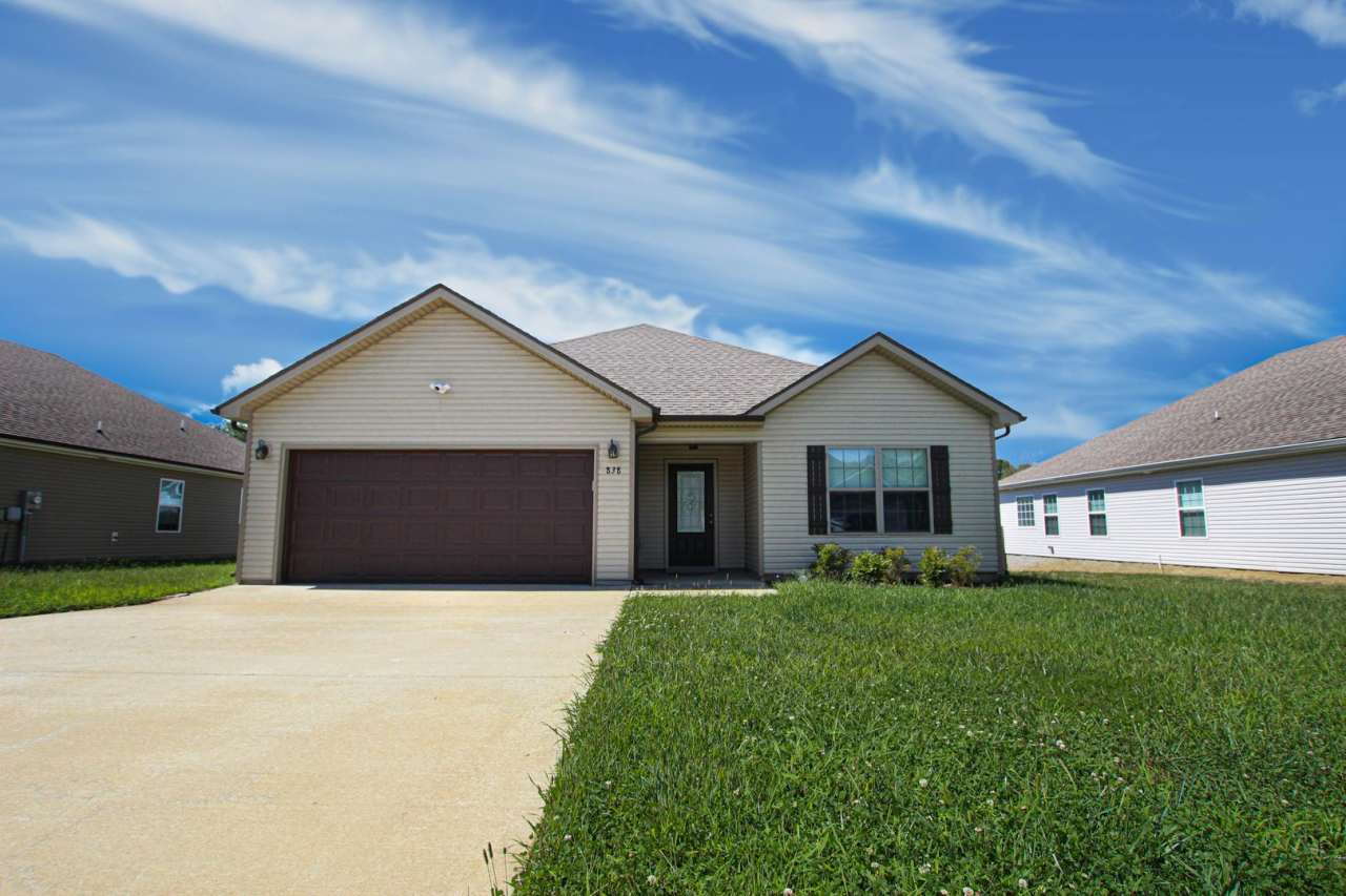 Pet Friendly Three Bedroom!