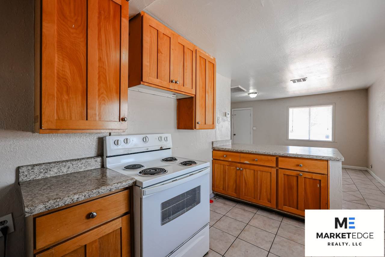 903 W Pierson St Apt 1