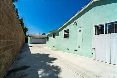 3 Bed, 2 Bath Home in Redondo Beach