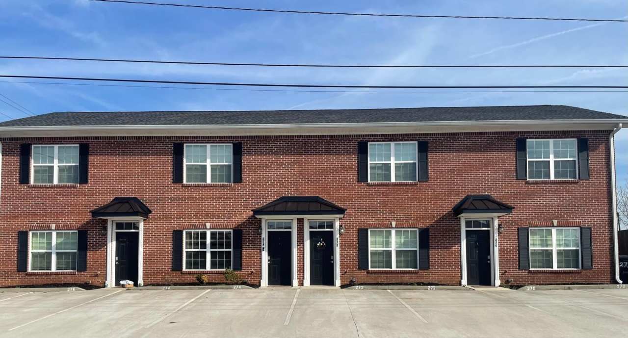 270 NE Trunk Street NE