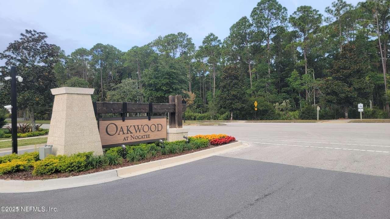 82 WHITE CYPRESS Drive