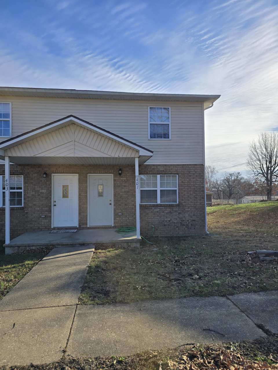 401 Country Villa Lane