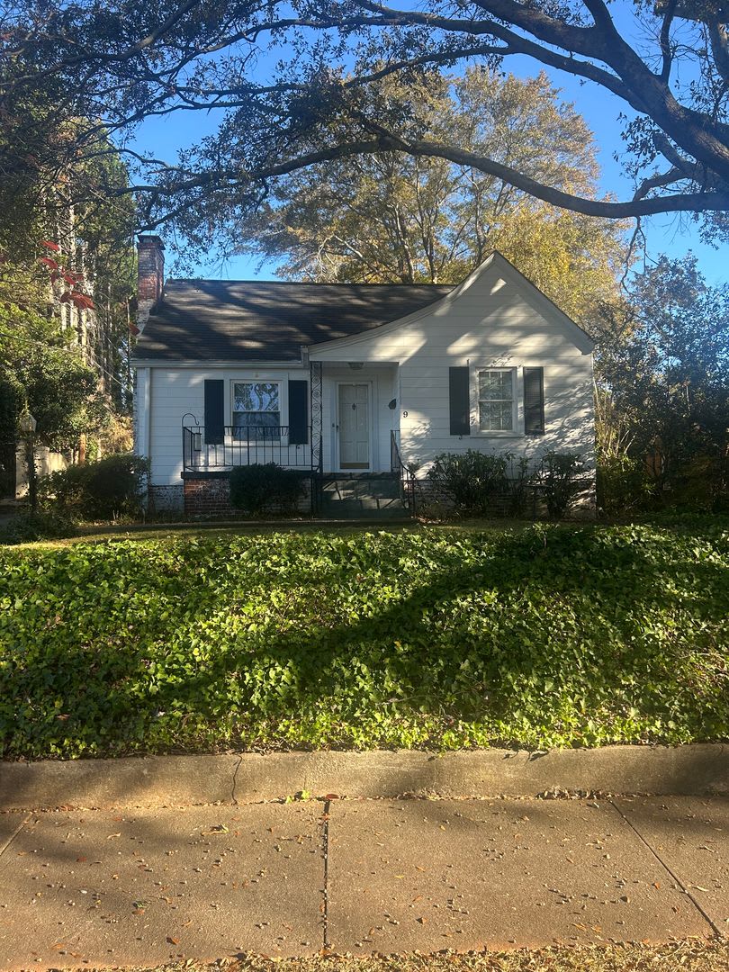 Greenville, 2BD/1BA, 1100SF