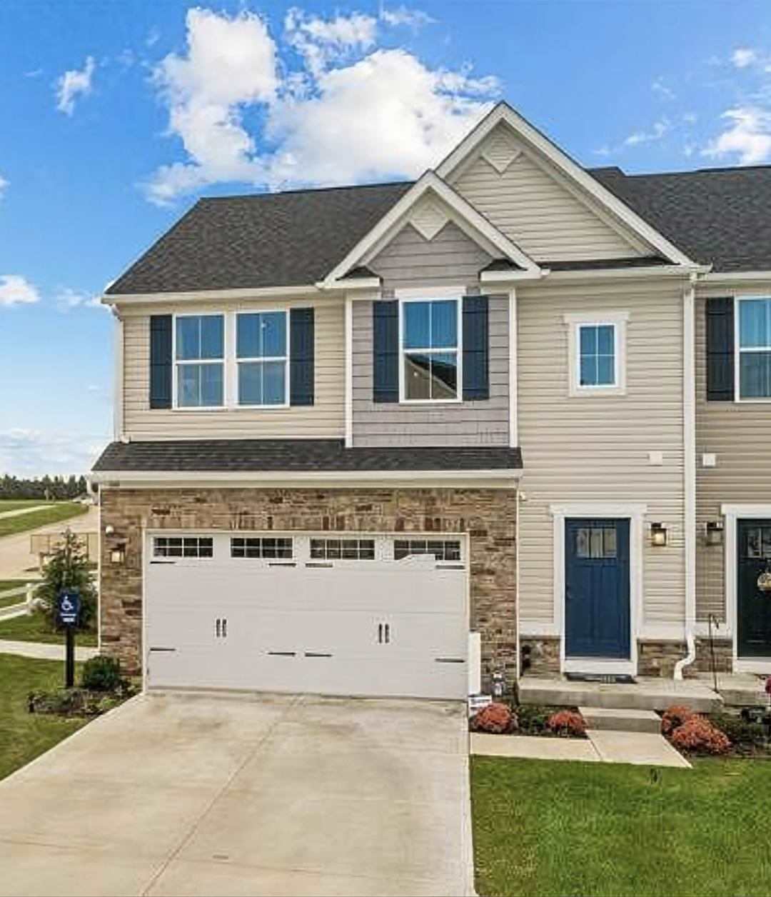 144 Forecastle Trail