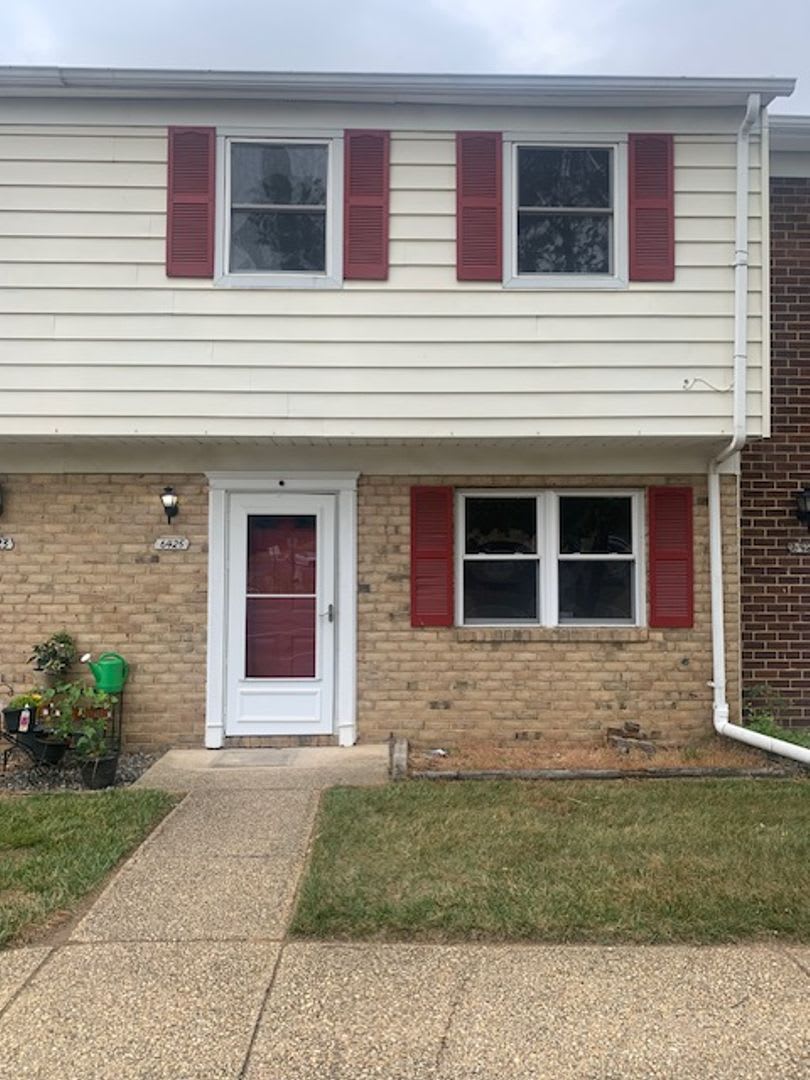 3 Bedroom Townhome - Glen Burnie