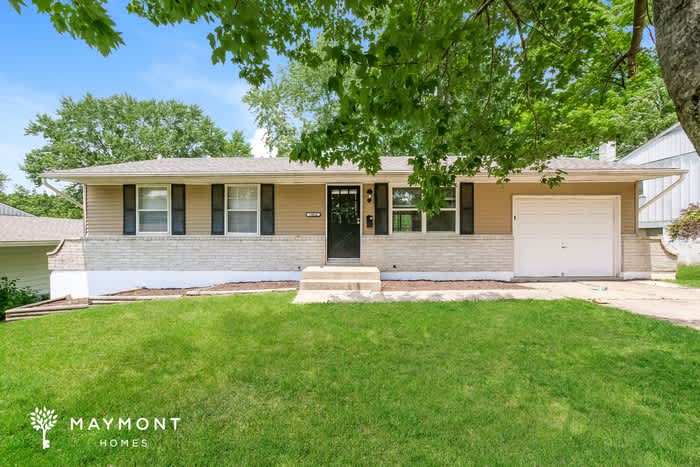 19016 East Ponca Drive