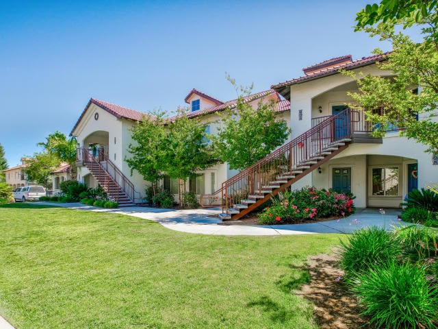 7525 N Willow Ave Unit C32