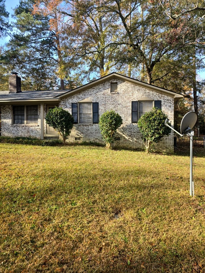 REDUCED!!! $1,395 – 111 Selmun St, Columbia