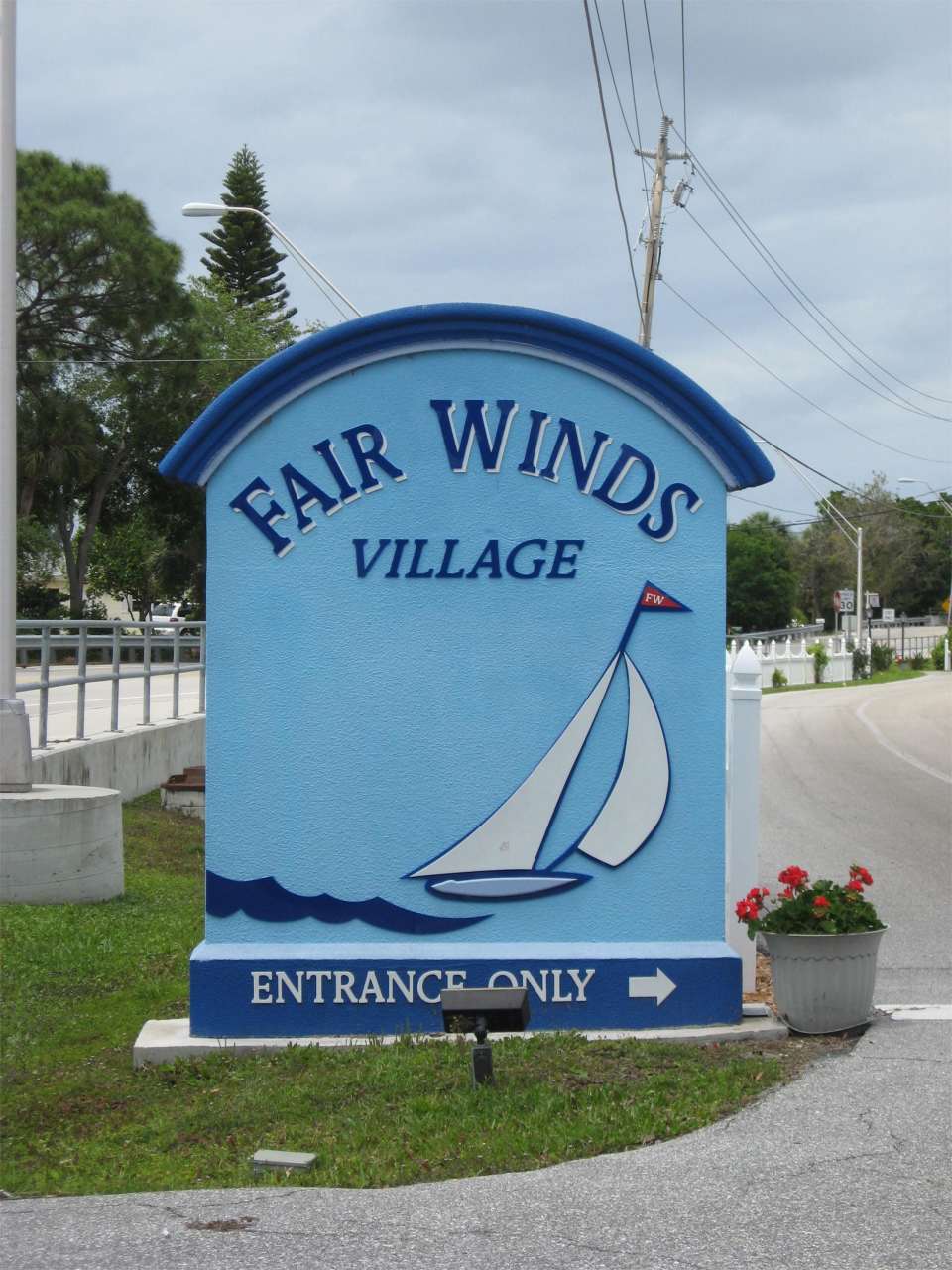 607 Fair Winds Drive