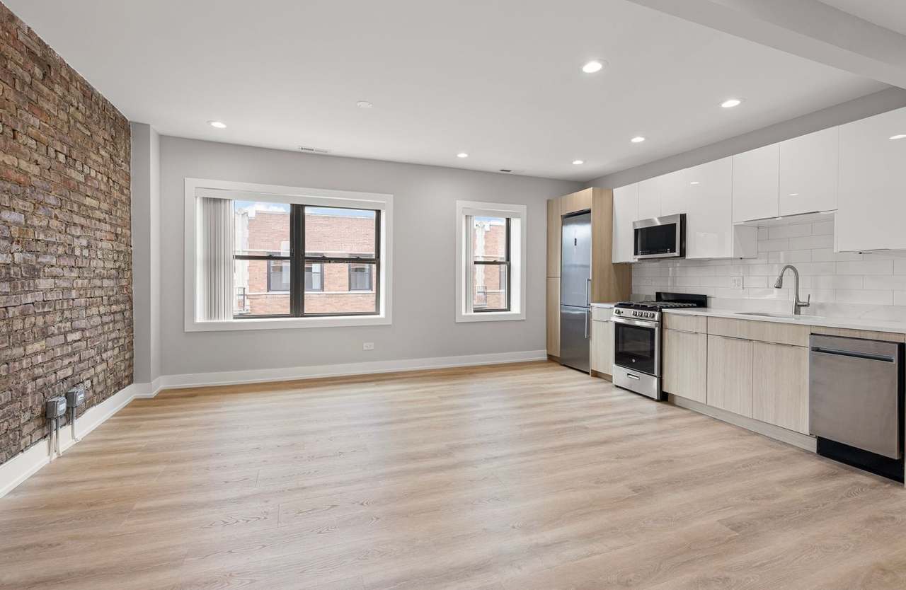 1548 W Juneway Terrace