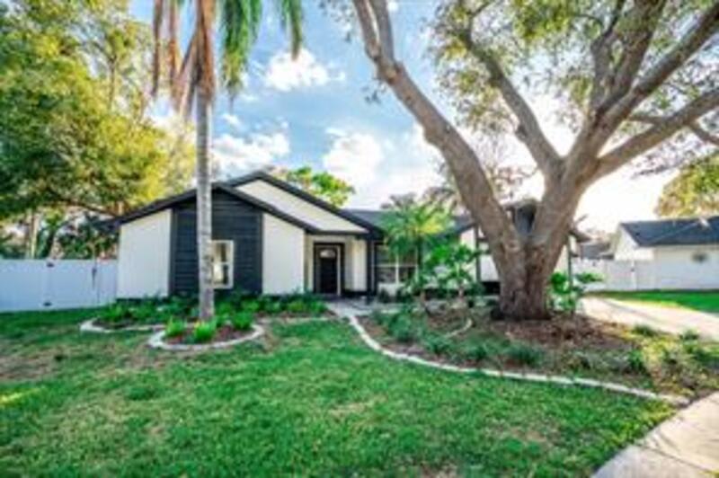 12335 Yellow Rose Circle