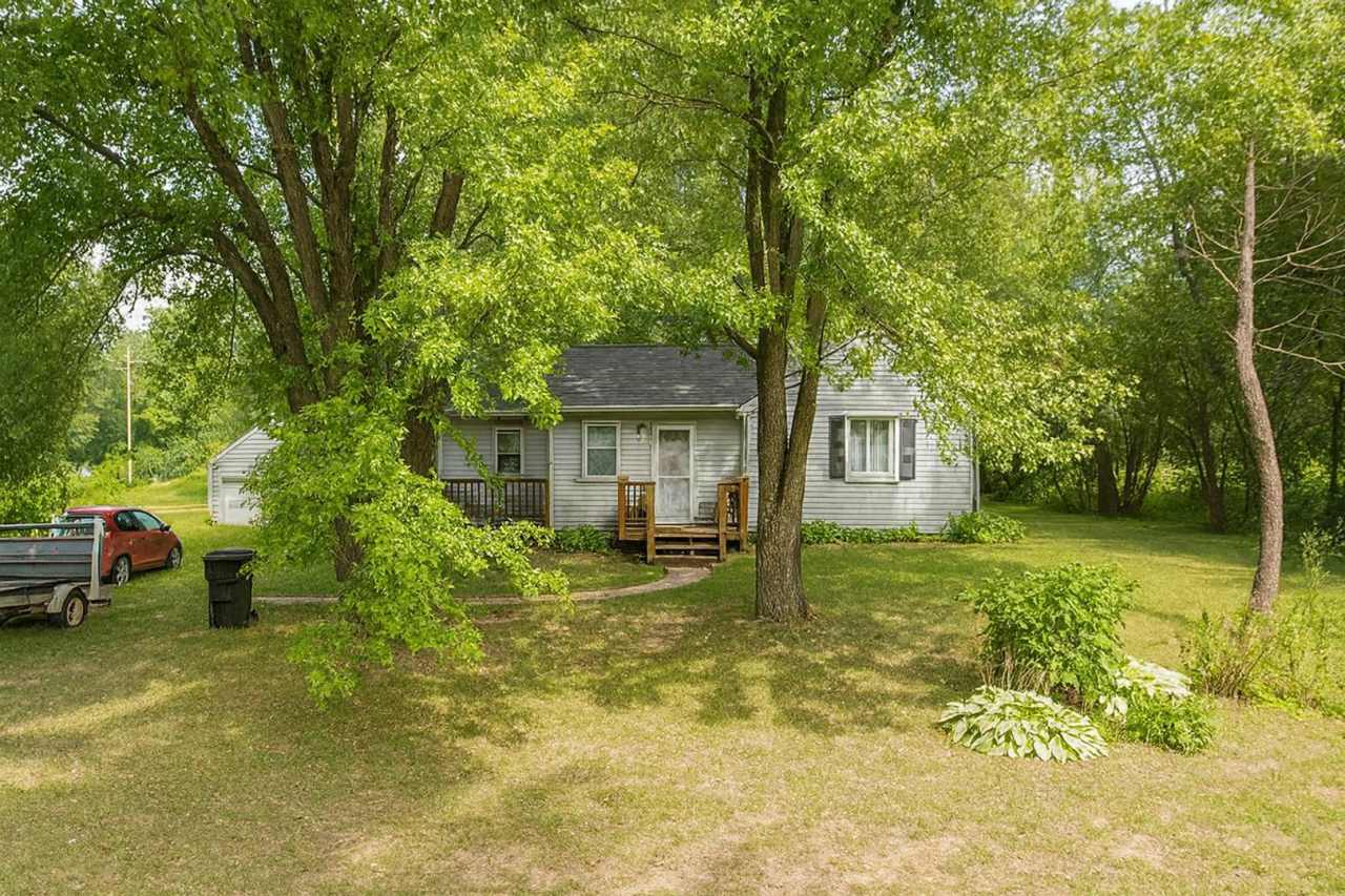 225 E 8th Ave Stanley, WI 54768