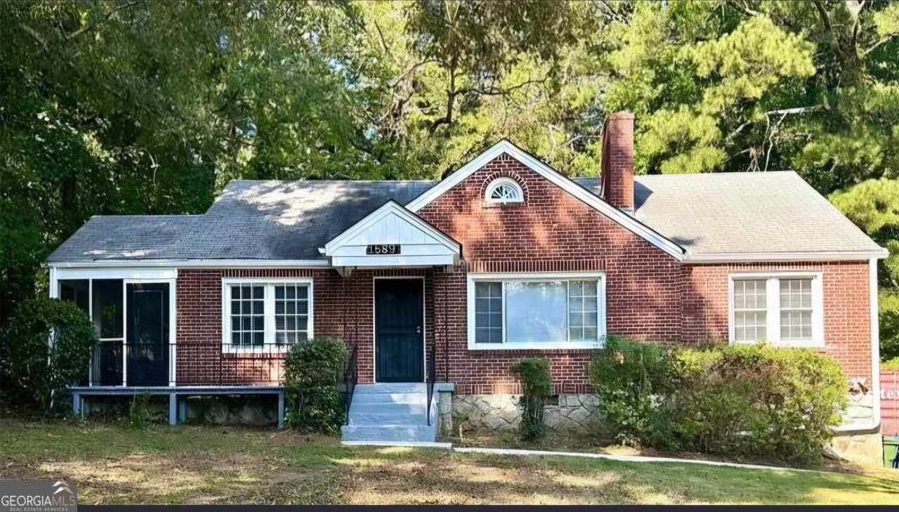 1589 Pinehurst Drive SW