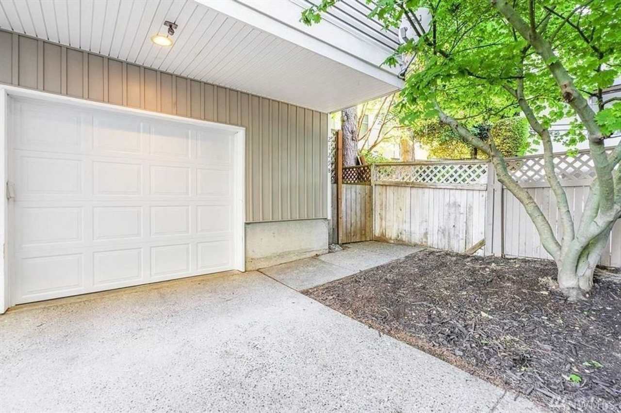 Fantastic Queen Anne Townhome