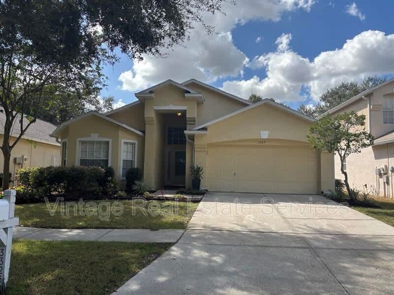 3325 Manor Cove Circle