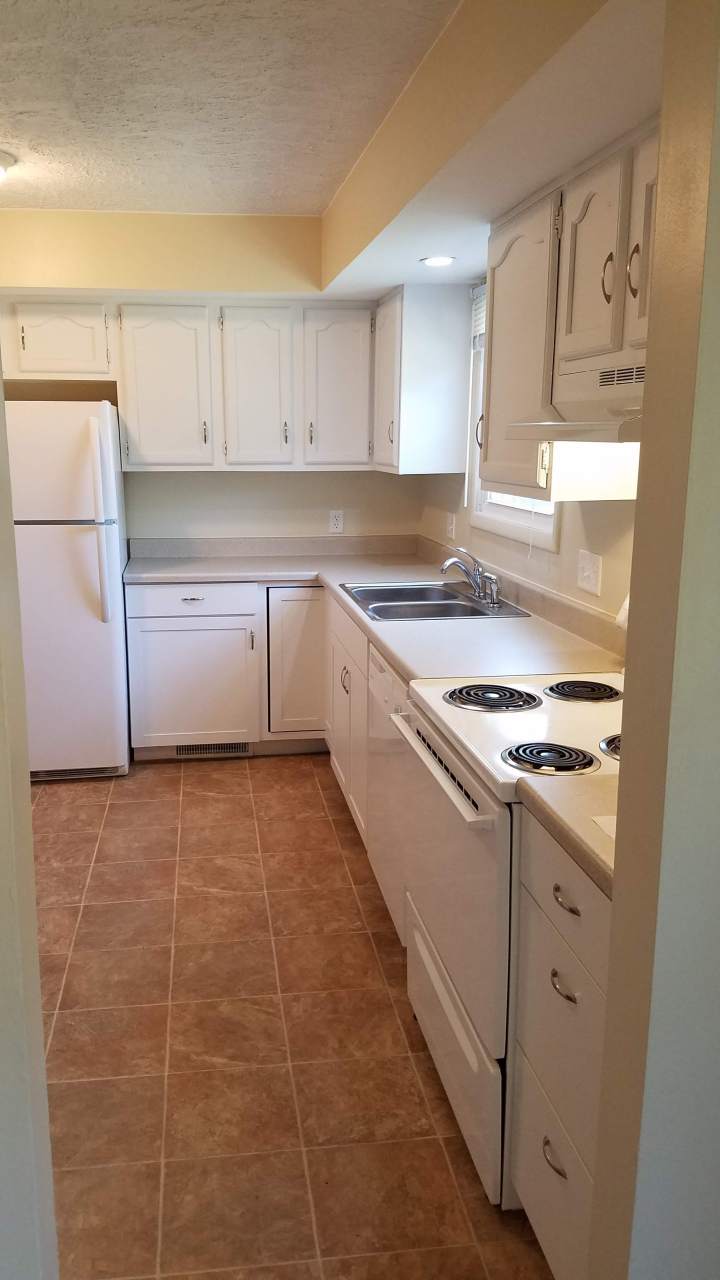 543 East School Street