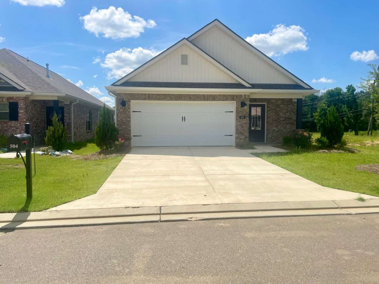 3/2 NEW BUILD FOR RENT IN PEARL!