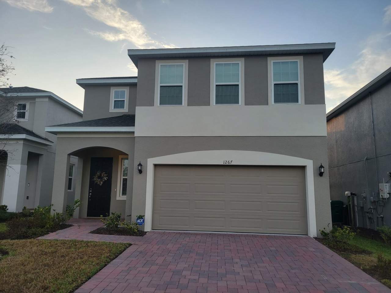 Spacious 4-bedroom/2.5-bathroom house (includes a Loft and Office/Extra Room) in Deland, FL