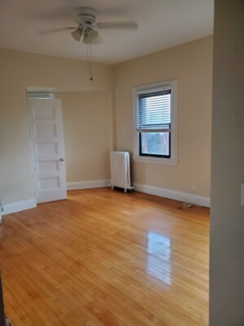 Studio Apartment - Coolidge Corner